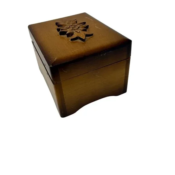 Vintage Reuge wood hinged music box 4" x 3" Hand Carved Floral Switzerland - Picture 6 of 7